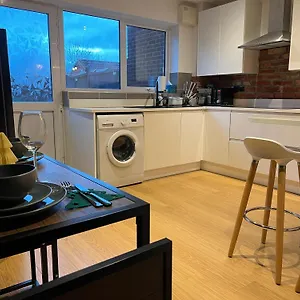 Holiday home Hempshill Lane, Nottingham